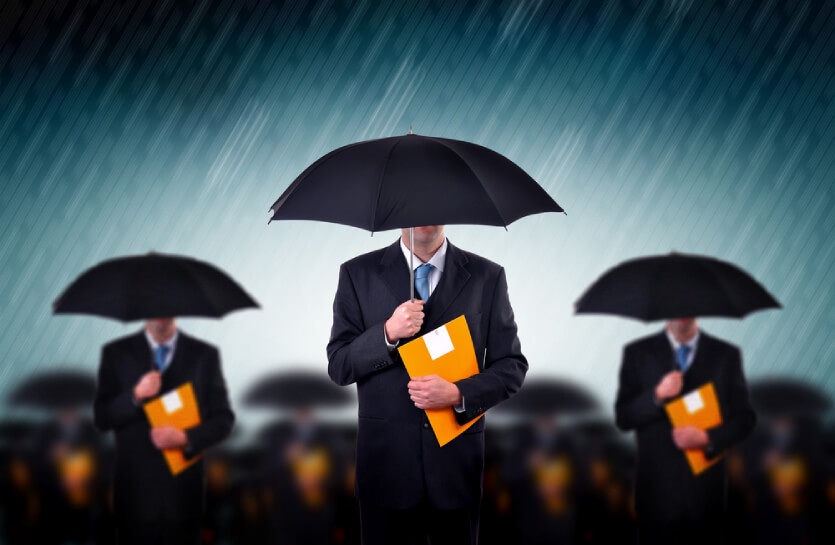 You are currently viewing Crisis Management: 6 Career Survival Tips During Economic Downturns